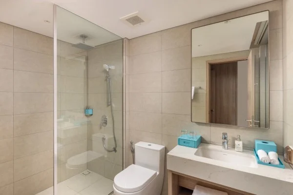 Ảnh chi tiết phòng a-la-carte-ha-long-suite-bay-view-vivatrip-02.webp