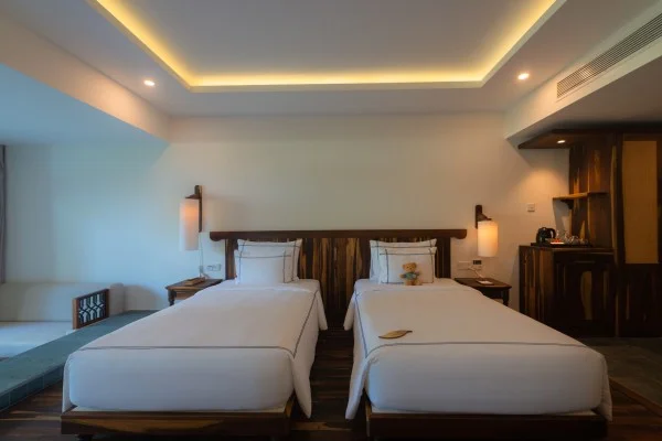 Ảnh chi tiết phòng Balcony Twin Garden View 8