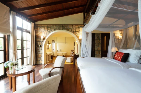 Ảnh chi tiết phòng ana-mandara-villas-da-lat-resort-spa-biet-thu-phong-giuong-doi-vivatrip-08.webp