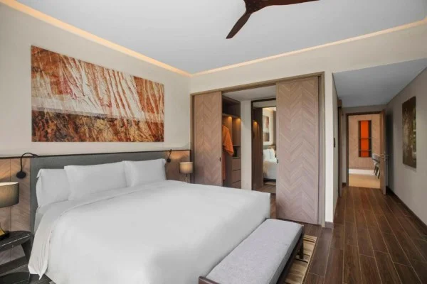 Ảnh chi tiết phòng angsana-ho-tram-suite-2-giuong-co-king-2-giuong-don-co-be-jacuzzi-nhin-ra-vuon-vivatrip-07.webp