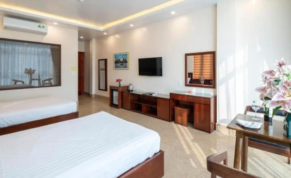Ảnh chi tiết phòng aroma-cat-ba-sea-view-hotel-phong-gia-dinh-vivatrip-03.webp