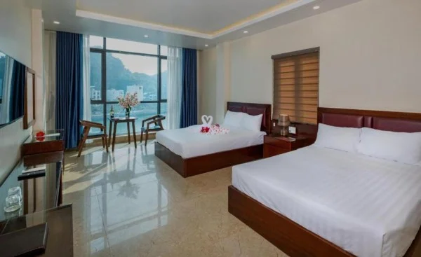 Ảnh chi tiết phòng aroma-cat-ba-sea-view-hotel-phong-gia-dinh-vivatrip-04.webp