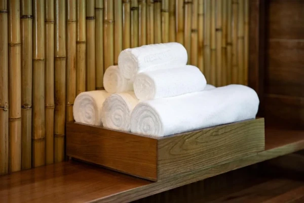 Ảnh chi tiết phòng bai-dinh-riverside-resort-spa-ninh-binh-biet-thu-1-phong-ngu-vivatrip-02.webp