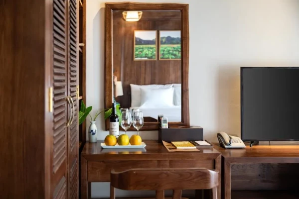 Ảnh chi tiết phòng bai-dinh-riverside-resort-spa-ninh-binh-biet-thu-1-phong-ngu-vivatrip.webp