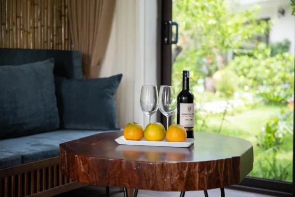 Ảnh chi tiết phòng bai-dinh-riverside-resort-spa-ninh-binh-biet-thu-deluxe-vivatrip-02.webp