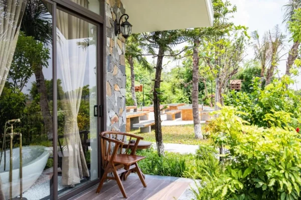 Ảnh chi tiết phòng bai-dinh-riverside-resort-spa-ninh-binh-biet-thu-deluxe-vivatrip-04.webp