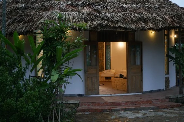 Ảnh chi tiết phòng bakhan-village-resort-mai-chau-dorm-room-vivatrip.webp