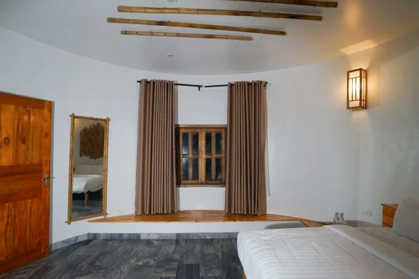 Ảnh chi tiết phòng bakhan-village-resort-mai-chau-the-round-house-room-vivatrip-02.webp