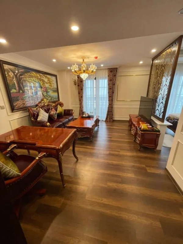 Ảnh chi tiết phòng camellia-luxury-hotel-tam-dao-phong-co-ban-cong-vivatrip.webp