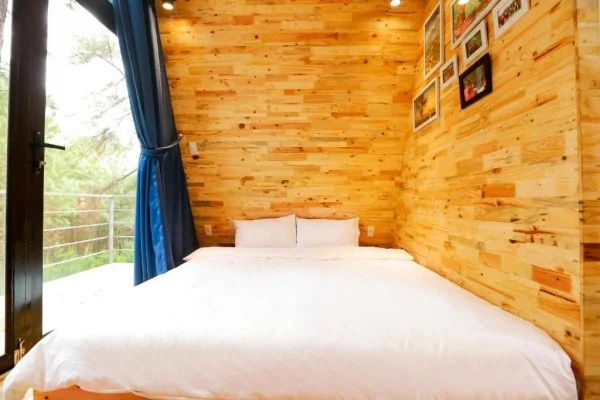 Ảnh chi tiết phòng cat-ba-eco-lodge-resort-chalet-giuong-doi-2-giuong-don-vivatrip-03.webp