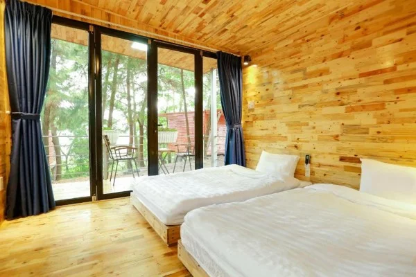 Ảnh chi tiết phòng cat-ba-eco-lodge-resort-chalet-vivatrip-03.webp