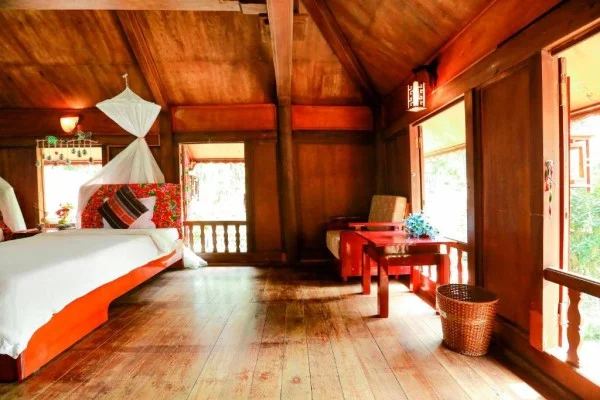 Ảnh chi tiết phòng cat-ba-eco-lodge-resort-suite-nhin-ra-nui-nhin-ra-vuon-vivatrip.webp