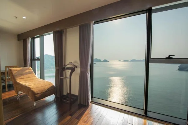 Ảnh chi tiết phòng Suite Deluxe Có Giường Cỡ King 7