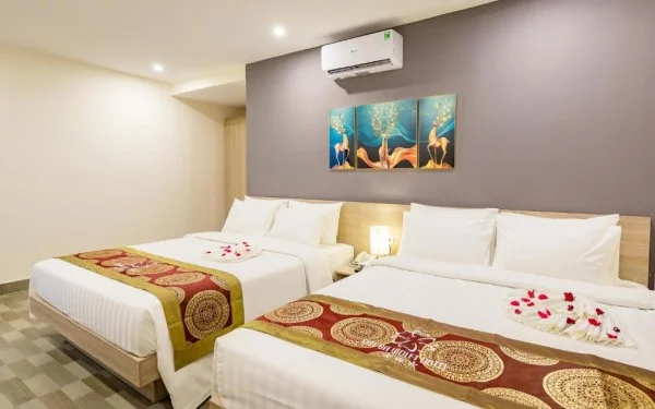 Ảnh chi tiết phòng cat-ba-violet-hotel-phong-3-nguoi-vivatrip-02.webp