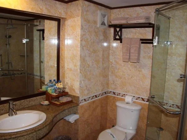 Ảnh chi tiết phòng catba-sunrise-resort-deluxe-giuong-doi-2giuong-don-vivatrip-02.webp