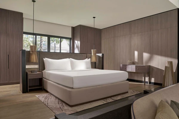 Ảnh chi tiết phòng crowne-plaza-phu-quoc-starbay-biet-thu-1-phong-ngu-vivatrip-04.webp