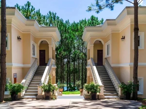 Ảnh chi tiết phòng da-lat-edensee-lake-resort-spa-biet-thu-loai-sang-vivatrip-02.webp