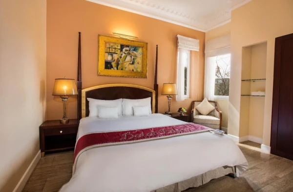 Ảnh chi tiết phòng da-lat-edensee-lake-resort-spa-suite-junior-vivatrip-02.webp