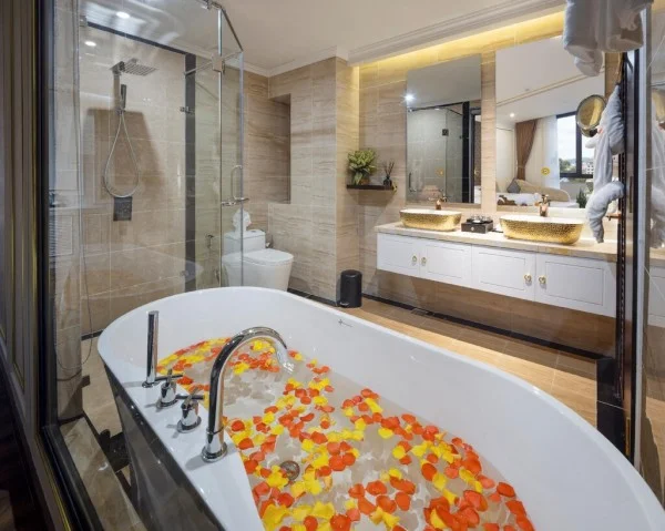 Ảnh chi tiết phòng Suite Hoàng tử – Cấm Hút Thuốc 9