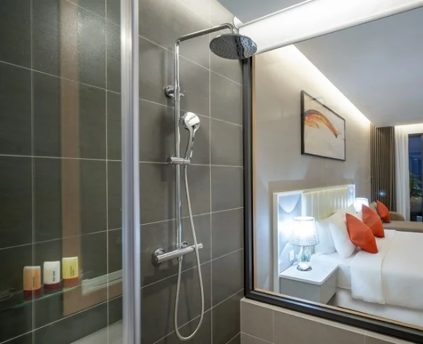 Ảnh chi tiết phòng delasea-ha-long-deluxe-twin-ocean-vivatrip-02.webp