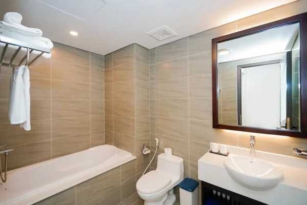 Ảnh chi tiết phòng dlioro-hotel-resort-senior-deluxe-twin-vivatrip-04.webp