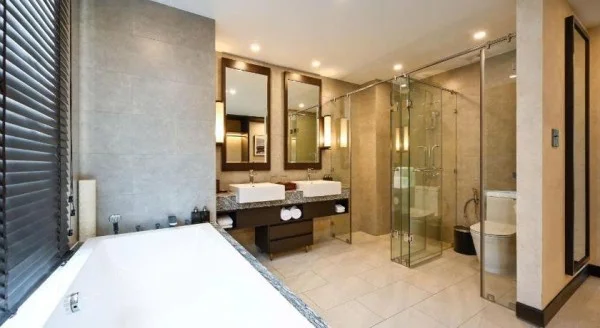 Ảnh chi tiết phòng emerald-ho-tram-resort-biet-thu-huong-dai-duong-3-phong-ngu-giuong-lon-vivatrip-03.webp