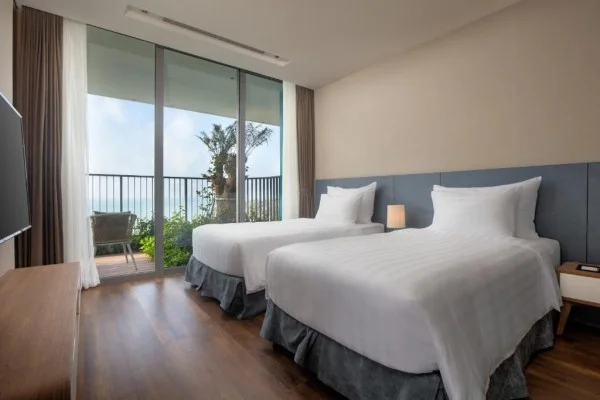 Ảnh chi tiết phòng flamingo-grand-cat-ba-resort-premier-central-vivatrip-06.webp