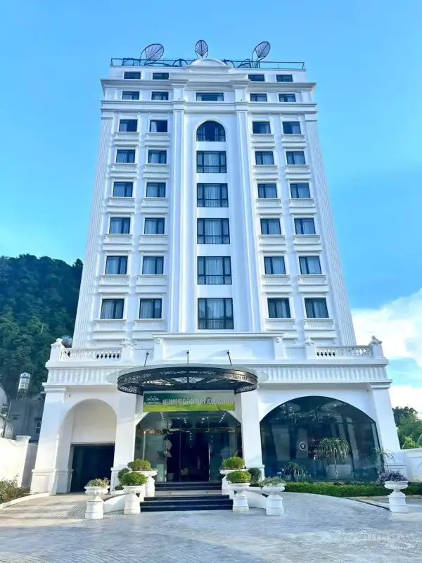 Ảnh Glenda Towner Mộc Châu - Bể bơi bốn mùa - 12