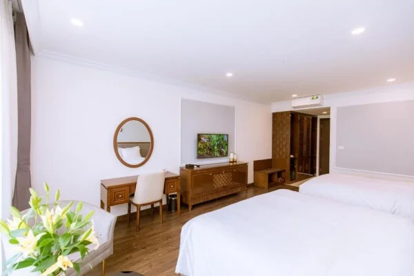 Ảnh chi tiết phòng glory-resort-son-tay-phong-deluxe-2-giuong-don-vivatrip-03.webp