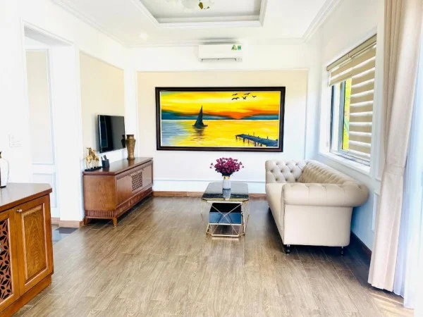 Ảnh chi tiết phòng glory-resort-son-tay-phong-deluxe-giuong-doi-2-giuong-don-vivatrip-03.webp