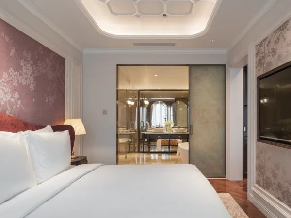 Ảnh chi tiết phòng golden-sun-hotel-dalat-grand-suite-vivatrip-04.webp