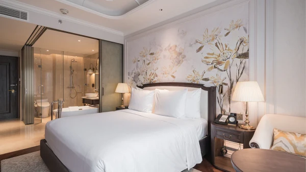 Ảnh chi tiết phòng golden-sun-hotel-dalat-phong-loai-sang-giuong-doi-vivatrip-02.webp