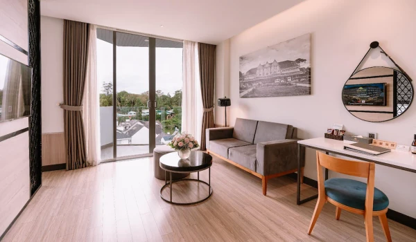 Ảnh chi tiết phòng Phòng Deluxe cao cấp giường đôi (Premium Deluxe Double Room) 7