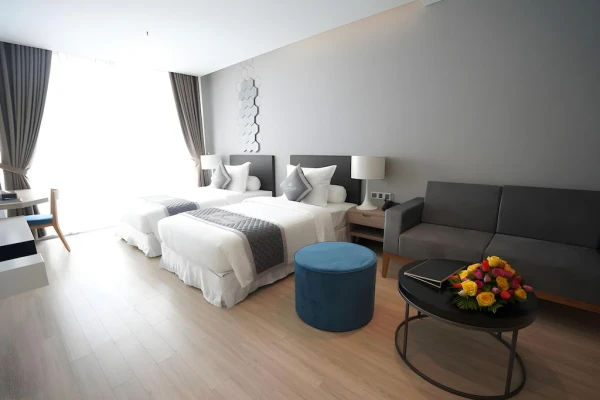 Ảnh chi tiết phòng golf-valley-hotel-phong-2-giuong-don-loai-sangi-vivatrip-05.webp