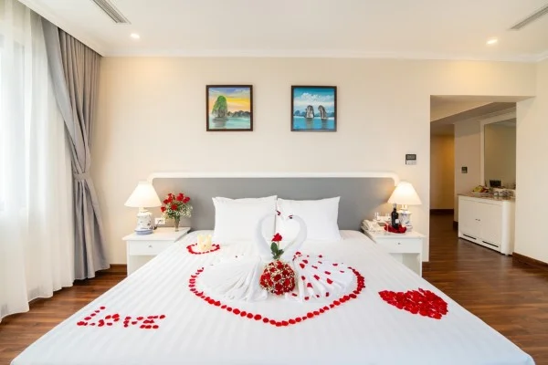 Ảnh chi tiết phòng ha-long-dream-hotel-excutive-suite-vivatrip-03.webp
