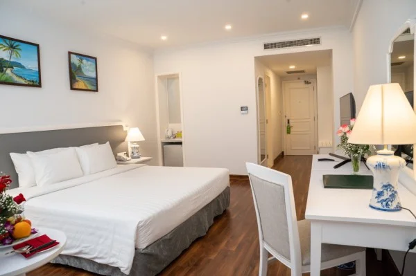 Ảnh chi tiết phòng ha-long-dream-hotel-superior-double-vivatrip-03.webp