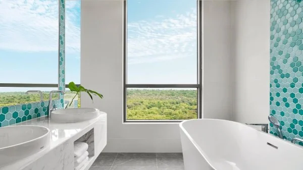 Ảnh chi tiết phòng holiday-inn-resort-ho-tram-beach-suite-king-vivatrip.webp