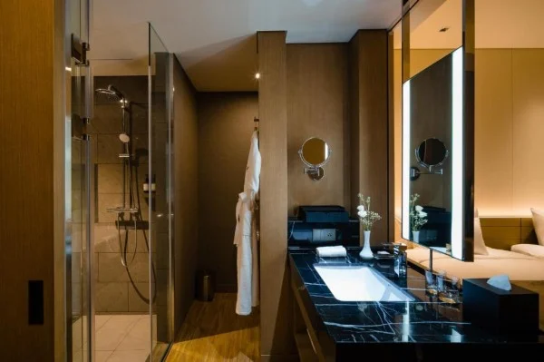 Ảnh chi tiết phòng hotel-nikko-hai-phong-deluxe-hollywood-vivatrip-04.webp