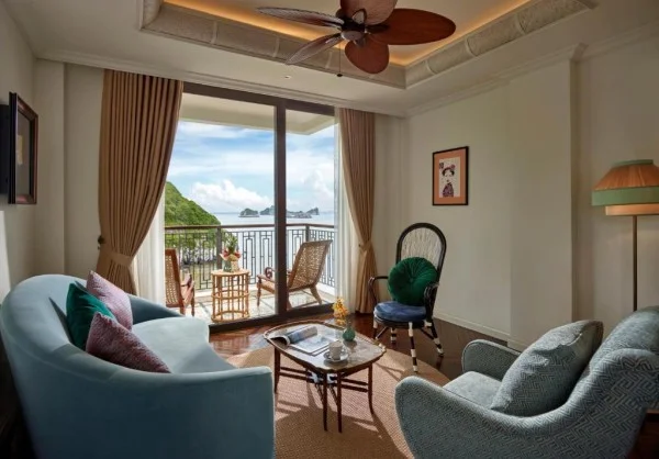 Ảnh chi tiết phòng hotel-perle-dorient-cat-ba-mgallery-suite-deluxe-vivatrip.webp