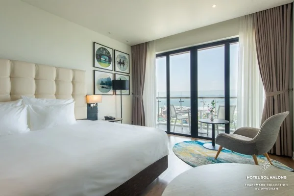 Ảnh chi tiết phòng hotel-soleil-ha-long-deluxe-king-vivatrip-06.webp