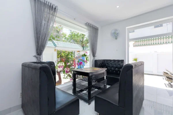 Ảnh B2.30 Thùy Dương 3 - 15