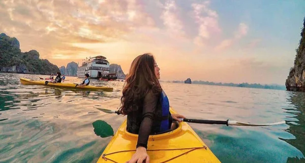 Ảnh Du Thuyền Genesis Regal