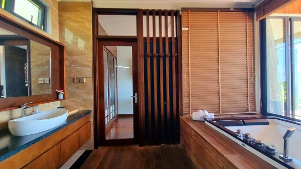 Ảnh Viva NTT02 - 10