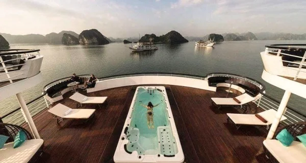 Ảnh Du Thuyền Ambassador - 1