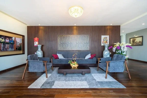 Ảnh Viva NTT02 - 18