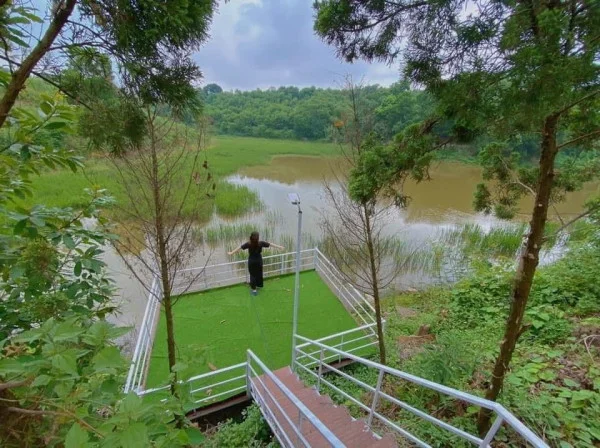 Ảnh Viva HB20 - 13