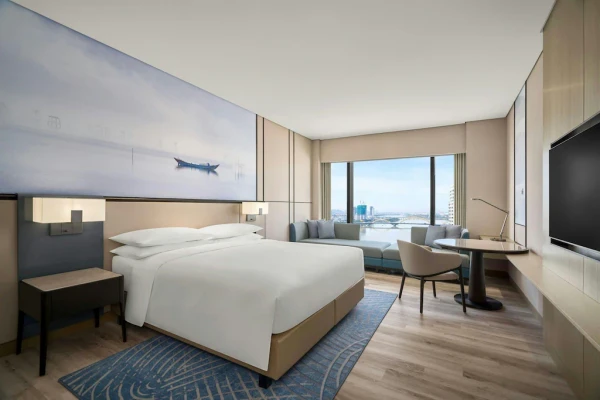 Ảnh chi tiết phòng khach-san-courtyard-by-marriott-da-nang-deluxe-room-vivatrip-05-1.webp
