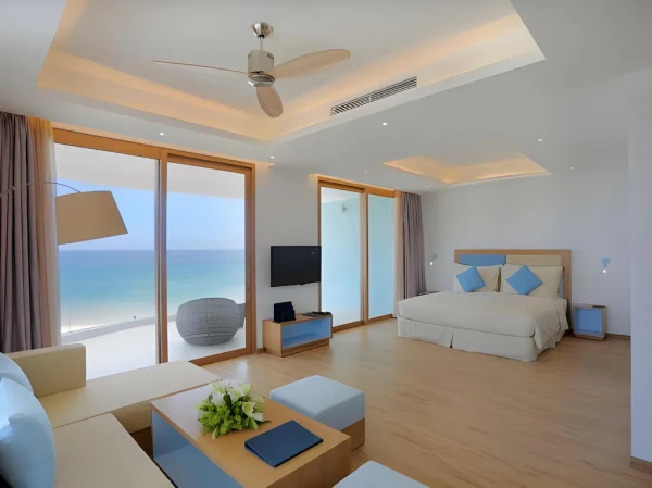 Ảnh chi tiết phòng khach-san-flc-luxury-quy-nhon-suite-studio-vivatrip-03.webp