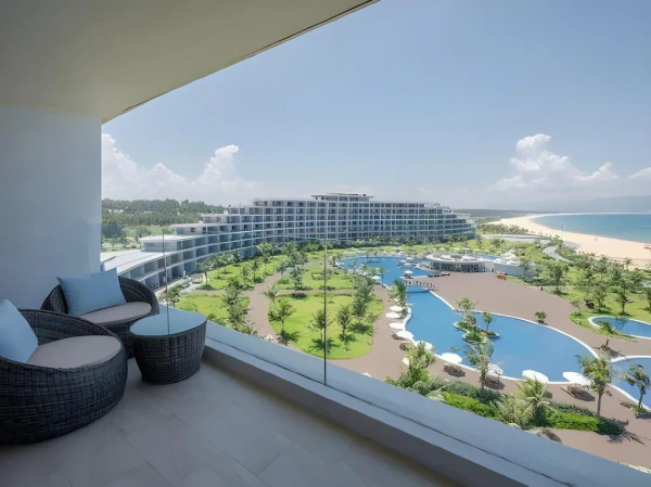 Ảnh chi tiết phòng khach-san-flc-luxury-quy-nhon-suite-studio-vivatrip-04.webp