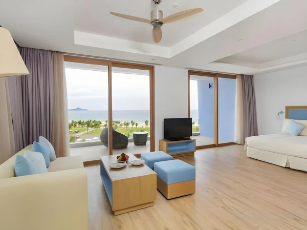 Ảnh chi tiết phòng khach-san-flc-luxury-quy-nhon-suite-studio-vivatrip.webp